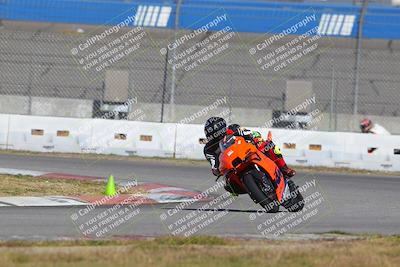 media/Nov-26-2022-Fastrack Riders (Sat) [[b001e85eef]]/Level 3/Session 3 Outside Turn 9/